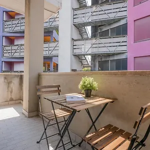 https://i-host-apartment-san-faustino-78.it-lombardy.com
